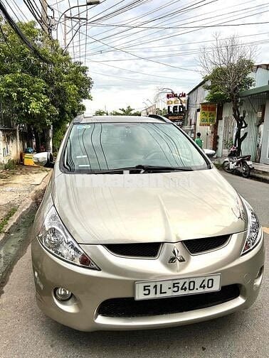 Mitsubishi Grandis 2009 2.4 Mivec - 110000 km