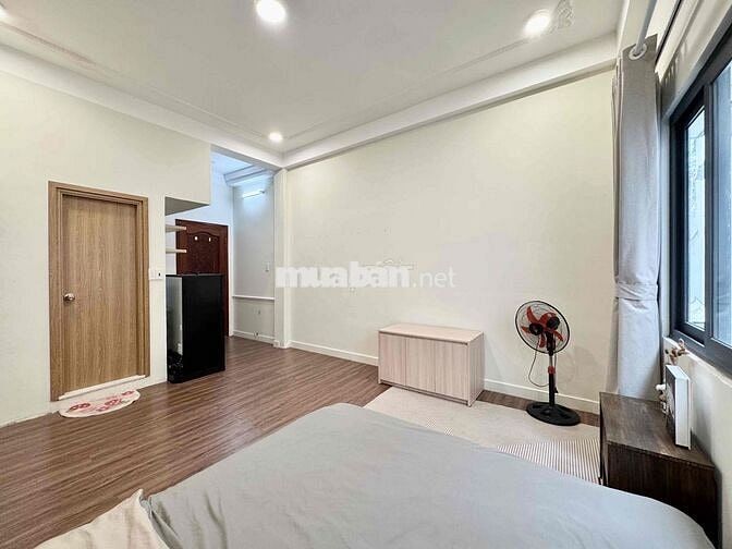 CHO THUÊ CĂN HỘ MỚI CỬA SỔ TRỜI 35m2 - GẦN CV LÊ VĂN TÁM - QUẬN 1
