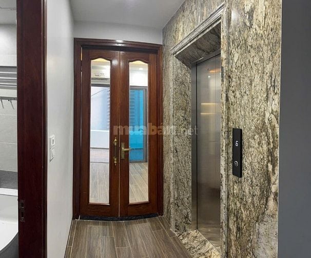 Bán nhà số 7 Ngõ 12/85 Đào Tấn, nhà xây mới 7 tầng căn góc ngõ ô tô