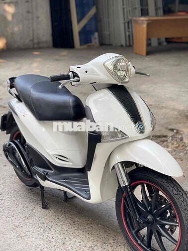 piaggio liberty 125cc trắng xe đẹp như mới