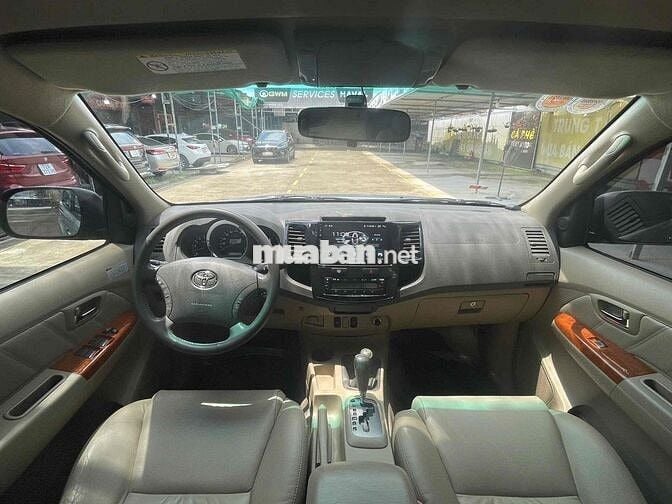 Toyota Fortuner 2011 2.7V - 34000 km