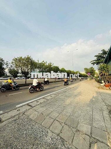 🌺Cần bán kho góc 2 MTKD Võ Văn Kiệt - An lạc . Giá 32 tỷ . DT : 262m