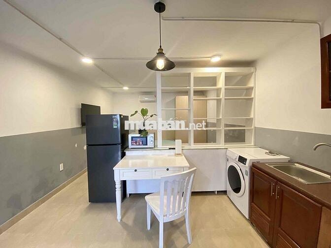 Siêu Sale Phòng 40m2 Ngay Hàng Xanh Gần Hutech UEF Ngoại Thương Q1 Q3