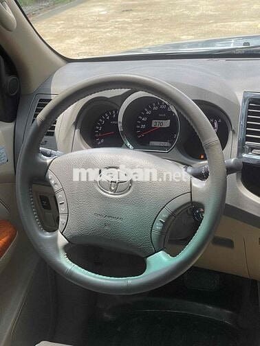 Toyota Fortuner 2011 2.7V - 34000 km