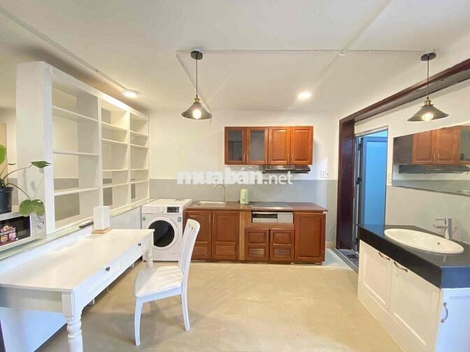 Siêu Sale Phòng 40m2 Ngay Hàng Xanh Gần Hutech UEF Ngoại Thương Q1 Q3