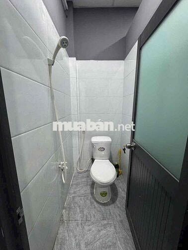 Cho thuê nhà căn góc MT  Phường TÂN Quý Quận Tân Phú  - DT : 4m5 x 16m