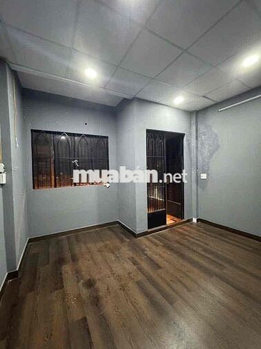 Cho thuê nhà căn góc MT  Phường TÂN Quý Quận Tân Phú  - DT : 4m5 x 16m