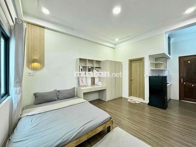 CHO THUÊ CĂN HỘ MỚI CỬA SỔ TRỜI 35m2 - GẦN CV LÊ VĂN TÁM - QUẬN 1