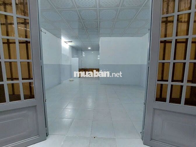 CHO THUE NHÀ HẺM 3 GÁC, 2 XET, LÊ VAN DUYỆT Q.BINH THẠNH