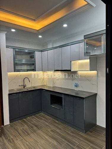 Bán nhà số 7 Ngõ 12/85 Đào Tấn, nhà xây mới 7 tầng căn góc ngõ ô tô