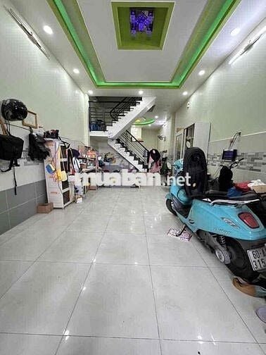 Cho thuê nhà 9tr Hėm xe tai 2 tầng kế bên Eon Tân phú 2pn 2tolet