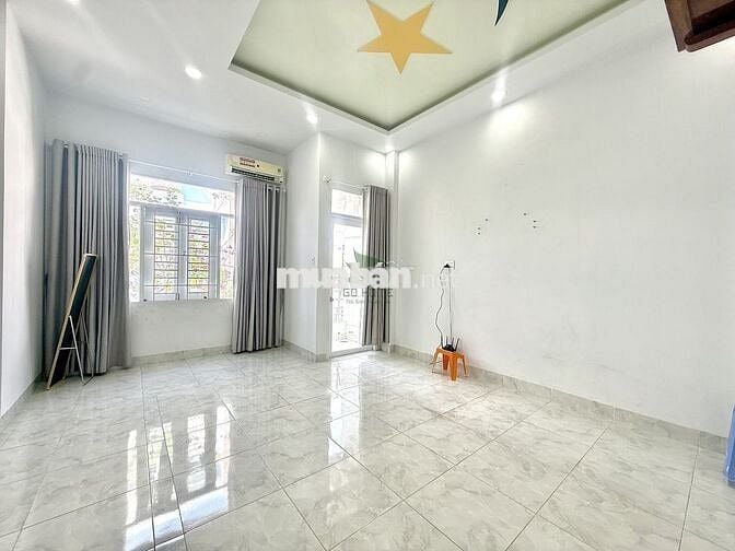 CHO THUÊ NHÀ Ở 3 PN FULL NỘI THẤT KHU PHƯỚC LONG GIÁ 13 TRIỆU/THÁNG