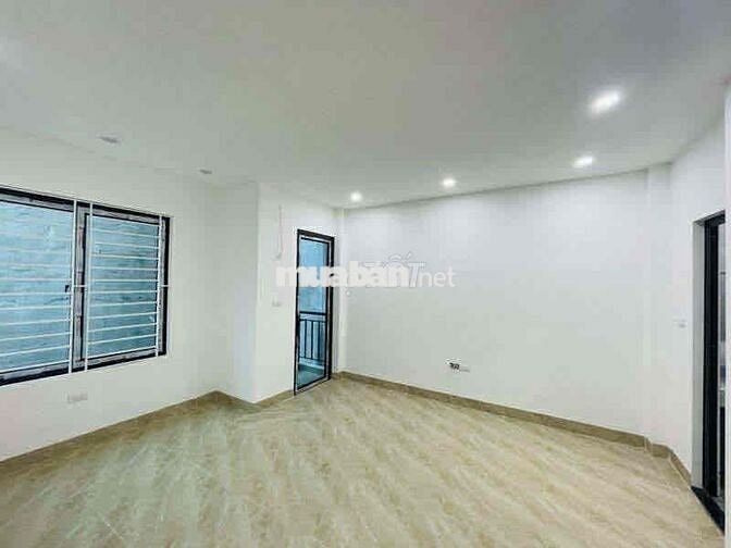 Nhà Đẹp 5 Tầng Tại Ngô Thì Sỹ – Galaxy Vạn Phúc – Cách Phố 30m – Có Sâ