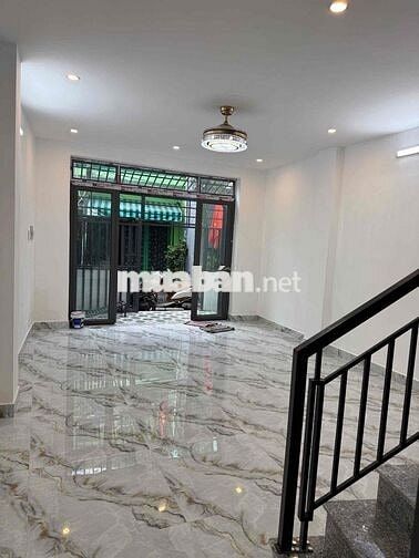 Cho thuê nhà đẹp 4 Tầng Âu Dương Lân P3 Q8