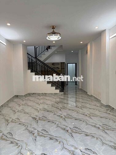 Cho thuê nhà đẹp 4 Tầng Âu Dương Lân P3 Q8