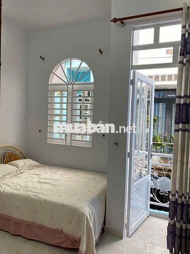 Làm ăn thua lỗ cần bán gấp nhà siêu đẹp full nội thất giá chỉ 895tr