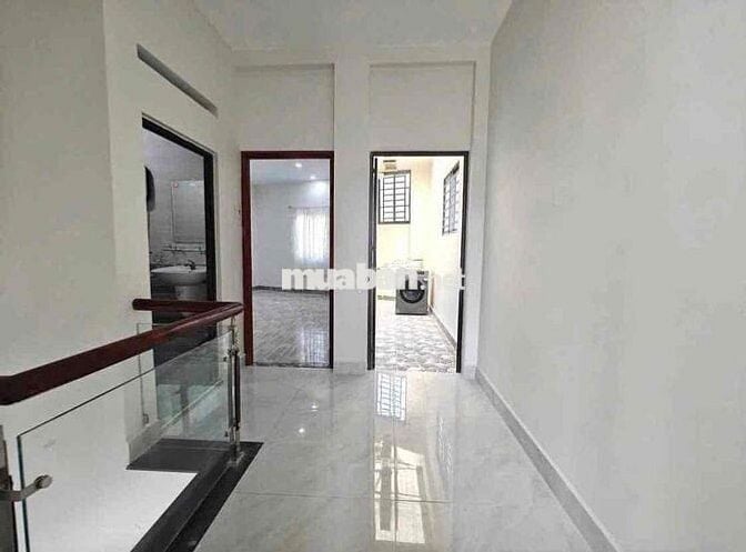 Bán nhà thị trấn Tân Túc, nhà Bình Chánh, sổ hồng riêng chính chủ