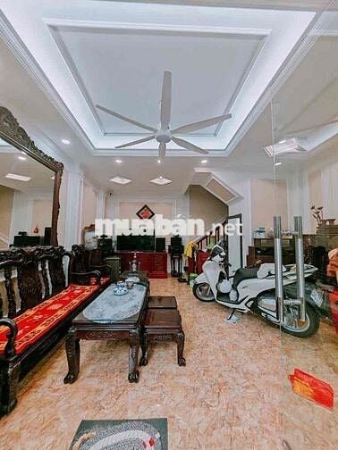 Bán nhà Doãn Kế Thiện Cầu Giấy S33m 6t ô tô giá 11.7 tỷ