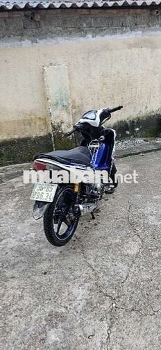 Xe còn rất mới