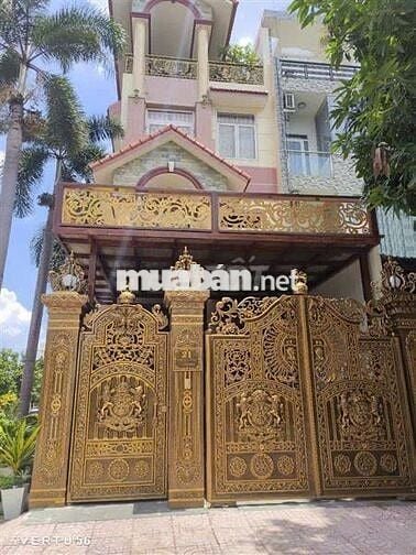 BÁN NHÀ 2 MẶT TIỀN 4TẦNG 6 PN 6 WC–VỊ TRÍ ĐẮC ĐỊA NGAY TRUNG TÂM DĨ AN