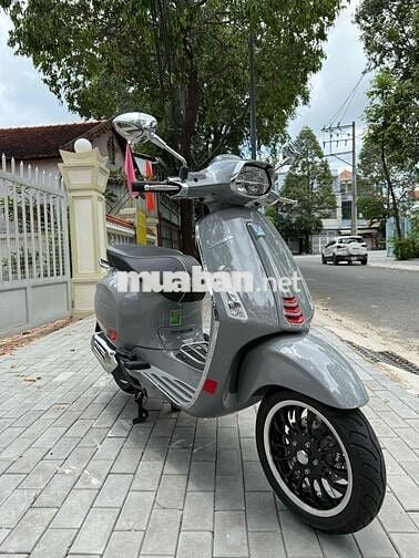 vespa 9 chủ