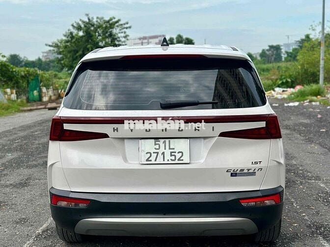 Hyundai Custin 2022 - 10000 km
