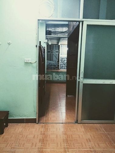 Chính chủ cho thuê lâu dài căn hộ tập thể tầng 2