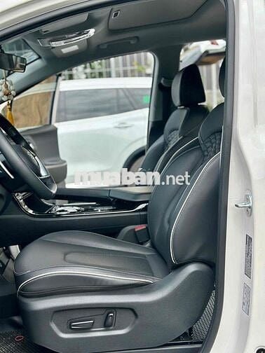 Hyundai Custin 2022 - 10000 km