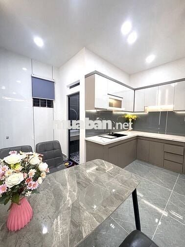 NHÀ ĐẸP, 2 TẦNG, 2PN, ĐƯỜNG SỐ 9, P8 (THÔNG TÂY HỘI) GIÁ 4.930 TỶ TL.