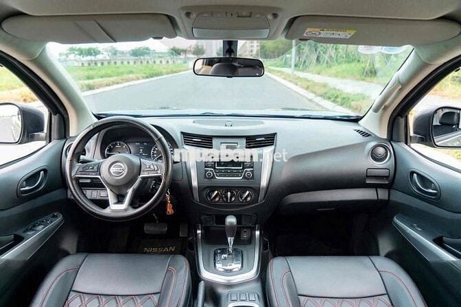 Nissan Navara 2023 EL 2.3 AT 2WD - 48000 km