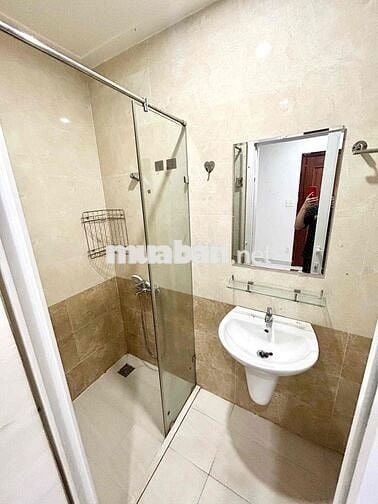 CĂN HỘ 2PN 2WC FULL NT THANG MÁY HẦM XE BẢO VỆ NGAY SÂN BAY TÂN BÌNH