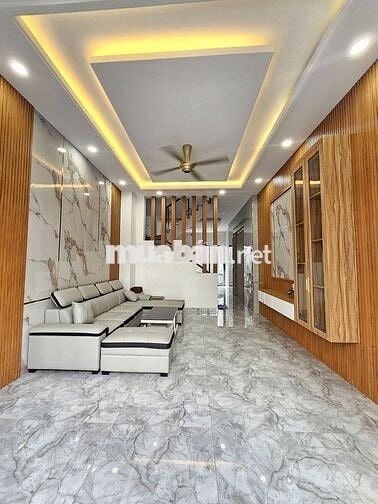 Cho thuê nhà 1 trệt 2 lầu, mới hoàn thiện, full nội thất