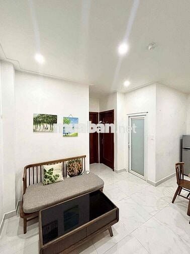 CĂN HỘ 2PN 2WC FULL NT THANG MÁY HẦM XE BẢO VỆ NGAY SÂN BAY TÂN BÌNH