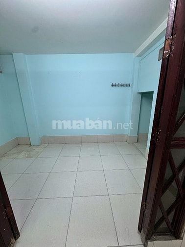 Cho thuê nhà hẻm nguyên căn đường Bến Phú Lâm Q6
