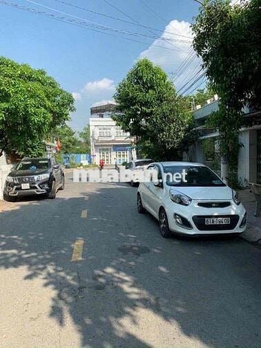 CHO THUÊ 2PN Ở VÀ LÀM VĂN PHÒNG GẦN UBND PHÚ LỢI ĐƯỜNG Ô TÔ