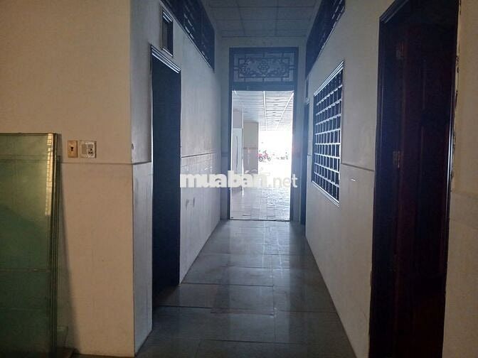 Cho thuê nhà trệt mặt tiền đường 3/2 kế ngã tư nguyễn văn linh