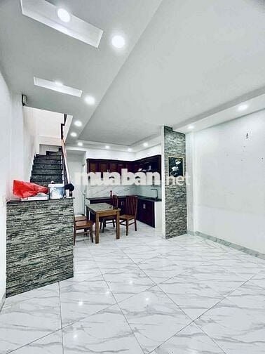 NHÀ TÂN THỚI HIỆP 1 HẦM  1 TRỆT 2 LẦU + SÂN THƯỢNG - KH LỘ GIỚI, HK QH