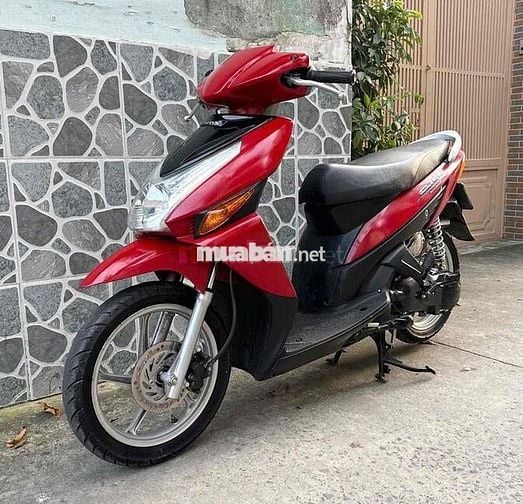 Click đẹp, máy êm thì thầm bao vọt