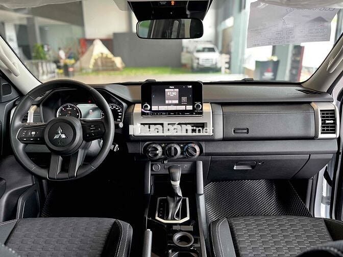 Mitsubishi Triton 2025 GLX 2WD AT - 10 km