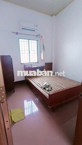 nhà 7 triệu - 3 phòng ngủ có sân đậu ô tô gần BV Phụ Sản Cần Thơ