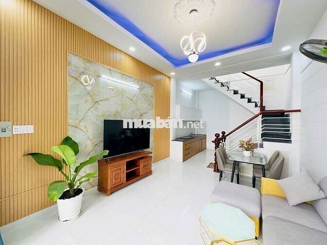 NHÀ ĐẸP  XE HƠI THÔNG LVK Ht  40m 2 TẦNG  FULL NỘI THẤT  CHỈ 3.95 TỶ