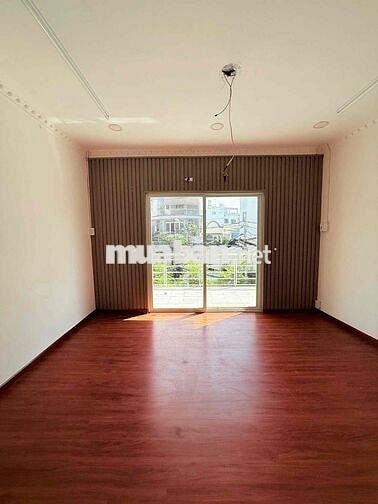 NHÀ MẶT TIỀN Nguyễn Tuân P3, Gò vấp - 4,5 x 14 - trệt 2 lầu