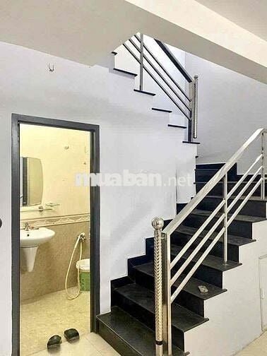 Cho Thuê NC 13Tr Trung Tâm Q1 2PN2WC Tiện ích đầy đủ phù hợp ở gđ, sv