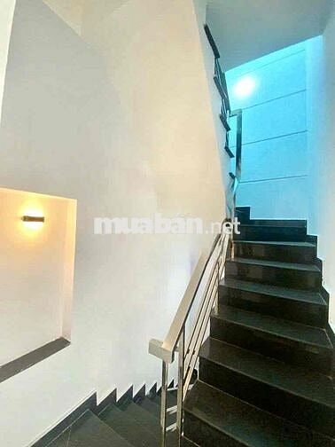 Cho Thuê NC 13Tr Trung Tâm Q1 2PN2WC Tiện ích đầy đủ phù hợp ở gđ, sv