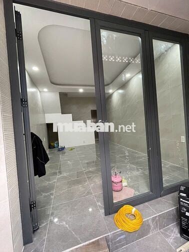 Cho thuê nhà phố mới xây nguyên căn Full nội thất