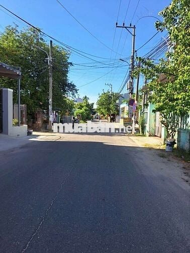 BÁN Đất tặng Nhà c4 Bình kỳ. 155m2 Full đất ở.Hòa quý. 3 tỷ 550 Quá rẻ