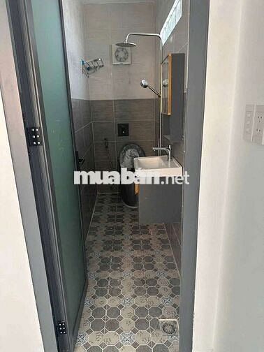 CHDV Mặt tiền Tân Quy 15 phòng thang máy ngang 6.5m hầm lửng 4 lầu st