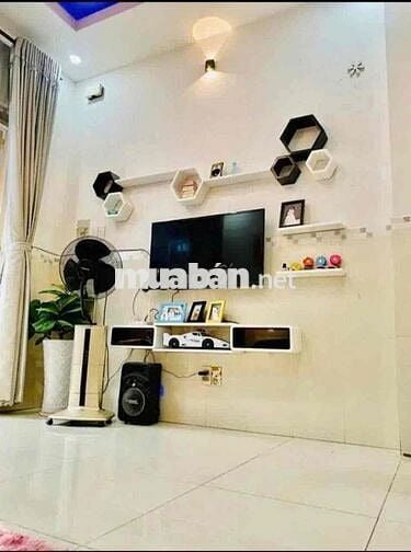 Nhà Chiến Lược ( Bình Tân) - 40m2-4,25ty-3PN- đang cho thuê 7.5tr/thán
