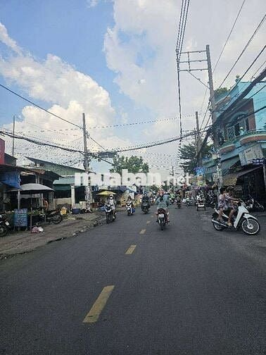 HẺM Ô TÔ 5 MÉT THÔNG SUỐT GẦN CHỢ VÀ TRƯỜNG HỌC