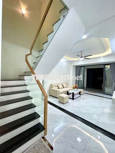 Nhà mã Lò, 56m2, 4x14m, 2 Tầng, 2 PN, hẻm 6m, Giá chỉ hơn 4 tỷ